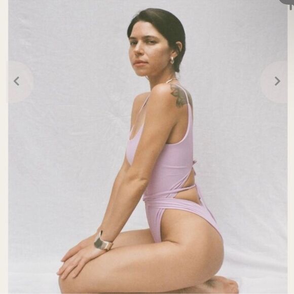 NWOT Free People Mare Perpetua The Essential One-Piece Lilac Wrap Swimsuit - Picture 3 of 4